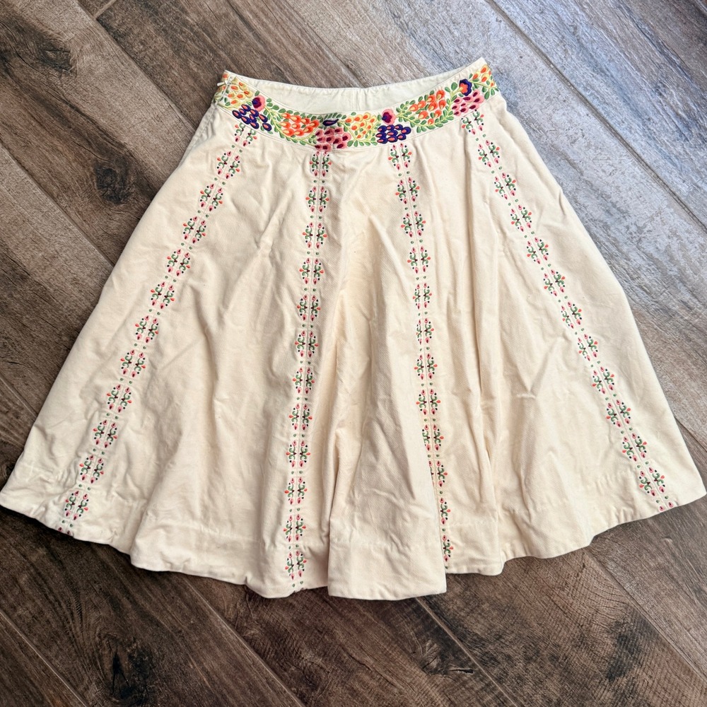 Anthropologie Lithe VTG Folk Floral Embroidered Corduroy A-Line Skirt, Cream, 4